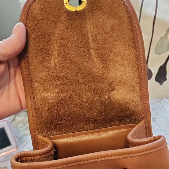 Vintage Coach Tan Leather Backpack #060-9960 - Picture 5 of 8